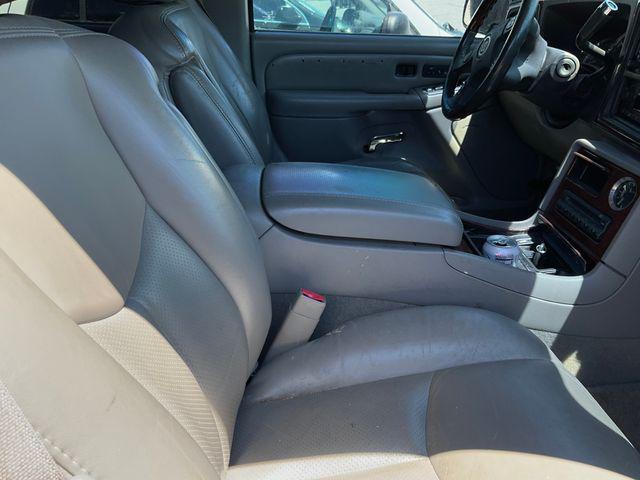 used 2005 Cadillac Escalade car, priced at $8,999