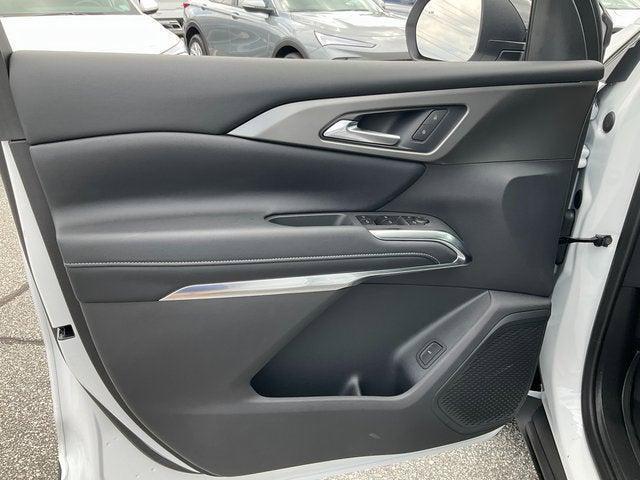 new 2026 Chevrolet Traverse car, priced at $41,385