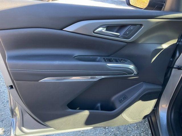 new 2026 Chevrolet Traverse car, priced at $44,585