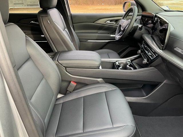 new 2026 Chevrolet Traverse car, priced at $43,020