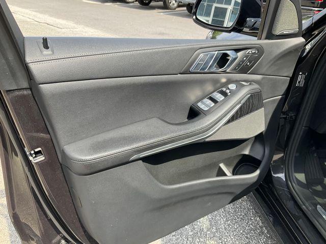 used 2022 BMW X7 car, priced at $36,995