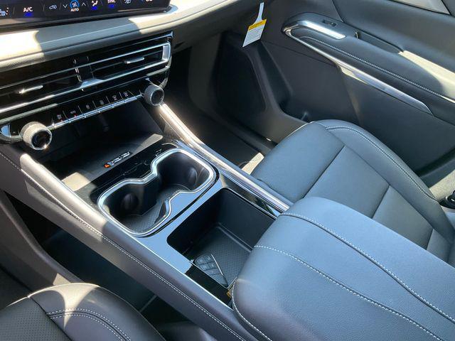 new 2026 Chevrolet Traverse car, priced at $45,305