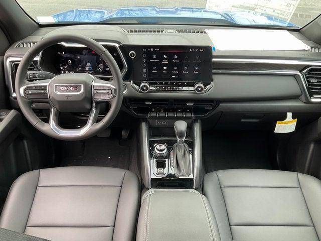 new 2025 GMC Canyon car, priced at $44,010