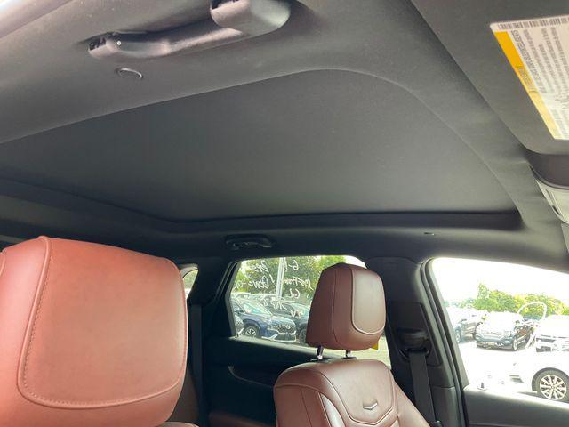 used 2023 Cadillac XT5 car, priced at $31,120