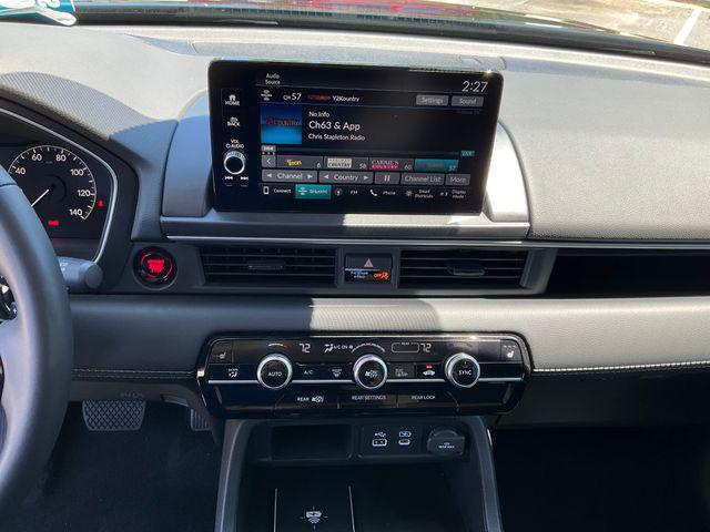 used 2025 Honda Pilot car, priced at $43,874