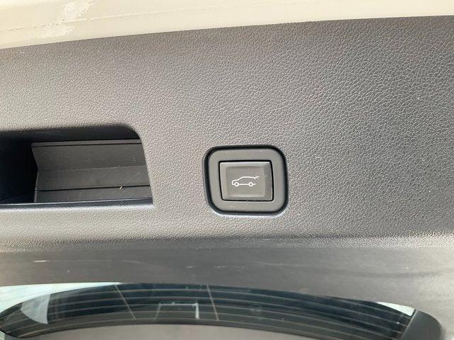 used 2024 Chevrolet Traverse car, priced at $46,662