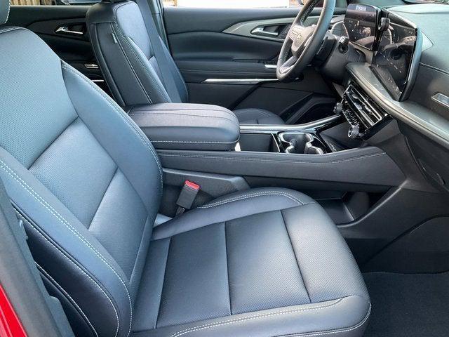 new 2026 Chevrolet Traverse car, priced at $43,830