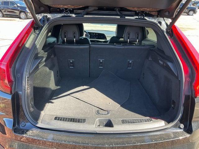 used 2024 Cadillac XT4 car, priced at $28,058