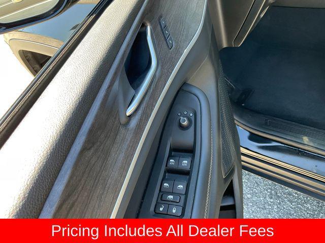 used 2023 Jeep Grand Cherokee car, priced at $28,998