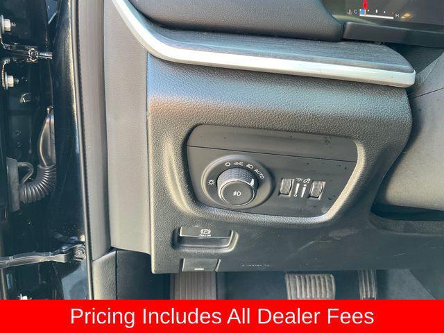 used 2023 Jeep Grand Cherokee car, priced at $28,998