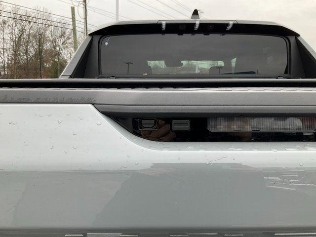 new 2025 GMC HUMMER EV Pickup car, priced at $91,425