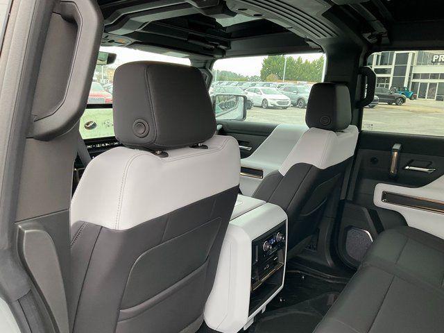 new 2025 GMC HUMMER EV Pickup car, priced at $91,425