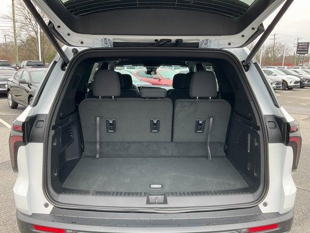 new 2026 Chevrolet Traverse car, priced at $46,545