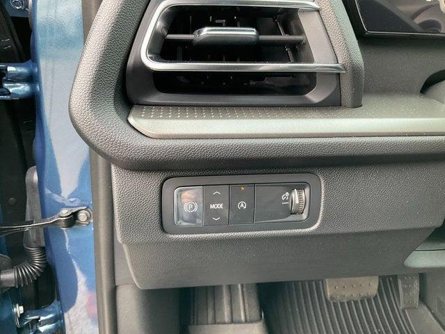 new 2026 Chevrolet Traverse car, priced at $42,345