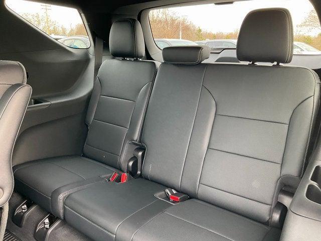 new 2026 Chevrolet Traverse car, priced at $42,345
