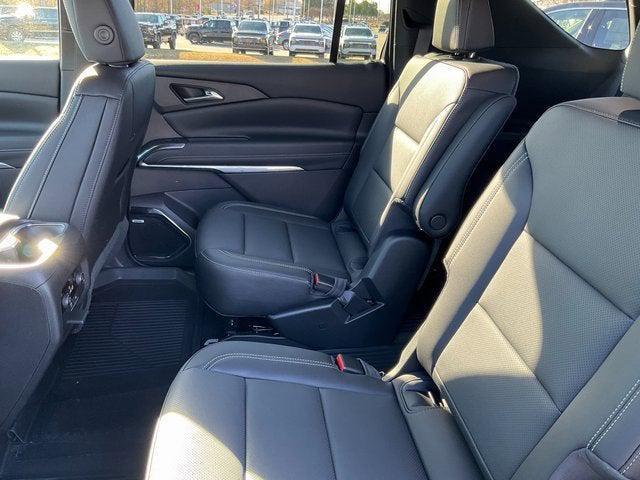 new 2026 Chevrolet Traverse car, priced at $51,605