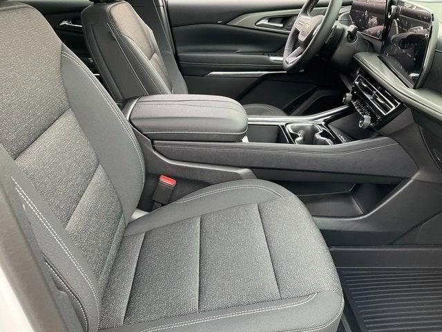 new 2026 Chevrolet Traverse car, priced at $42,720