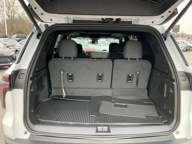 new 2026 Chevrolet Traverse car, priced at $42,720