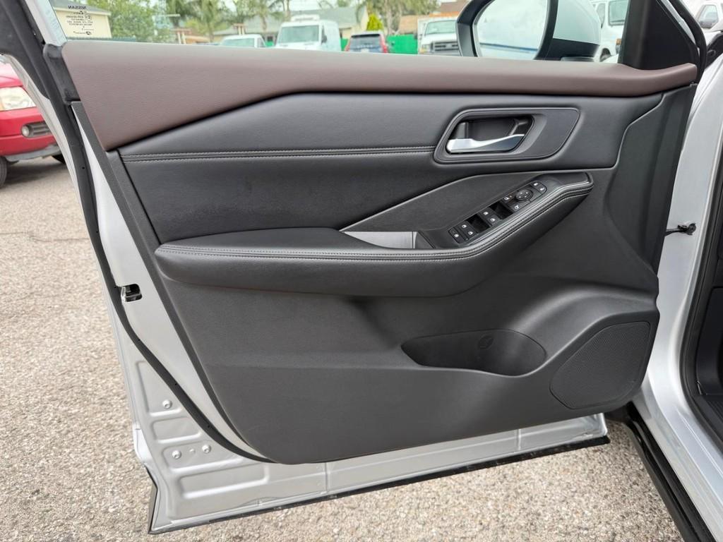 used 2023 Nissan Rogue car, priced at $18,697