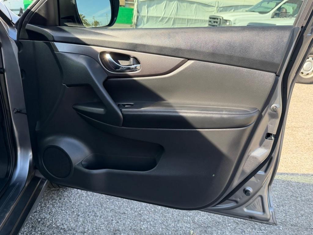 used 2016 Nissan Rogue car, priced at $12,945