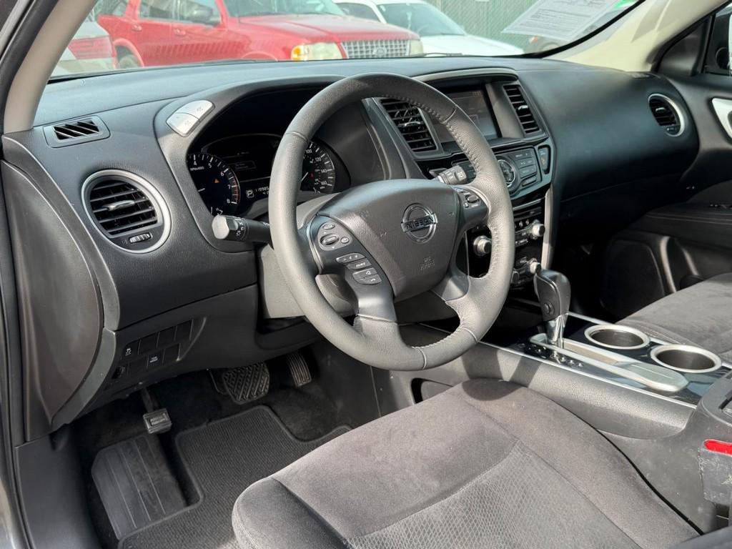 used 2015 Nissan Pathfinder car, priced at $9,999