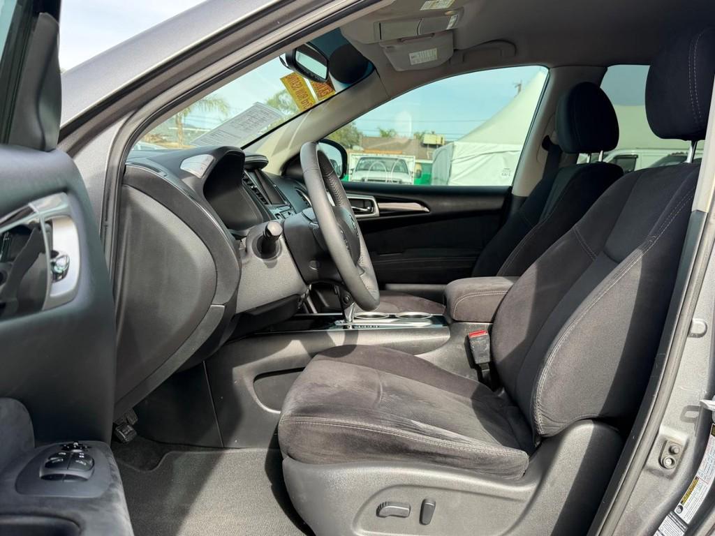 used 2015 Nissan Pathfinder car, priced at $9,999