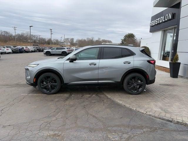 used 2025 Buick Envision car, priced at $39,974