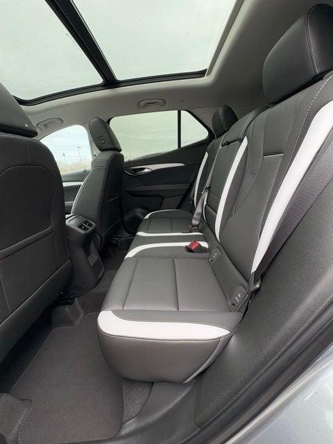 used 2025 Buick Envision car, priced at $39,974