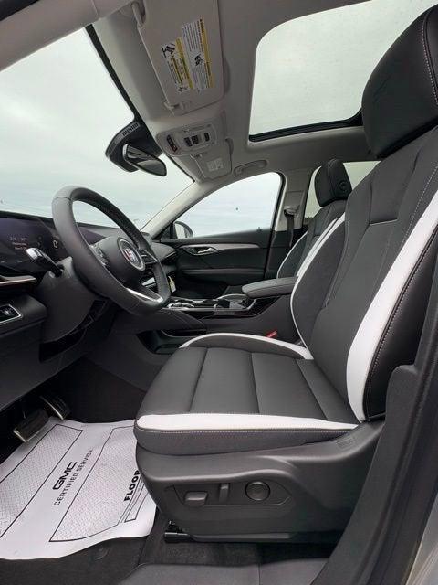 used 2025 Buick Envision car, priced at $39,974