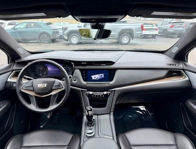used 2023 Cadillac XT5 car, priced at $45,974