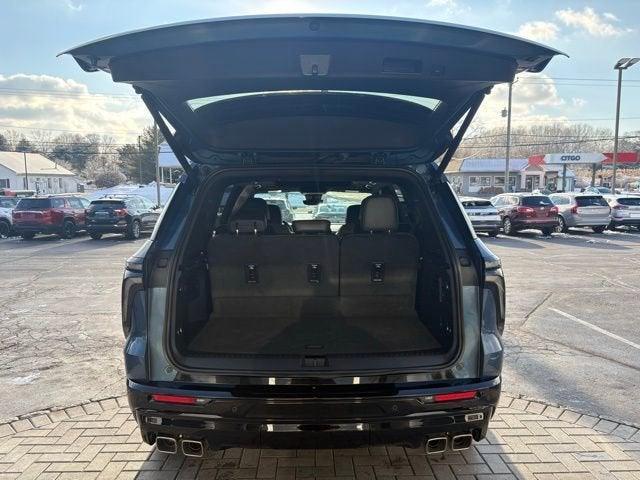 used 2024 Chevrolet Traverse car, priced at $46,944