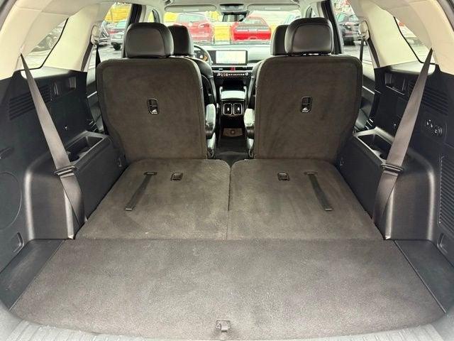 used 2025 Kia Sorento Hybrid car, priced at $32,974