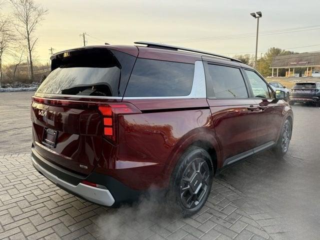 used 2025 Kia Carnival Hybrid car, priced at $36,974