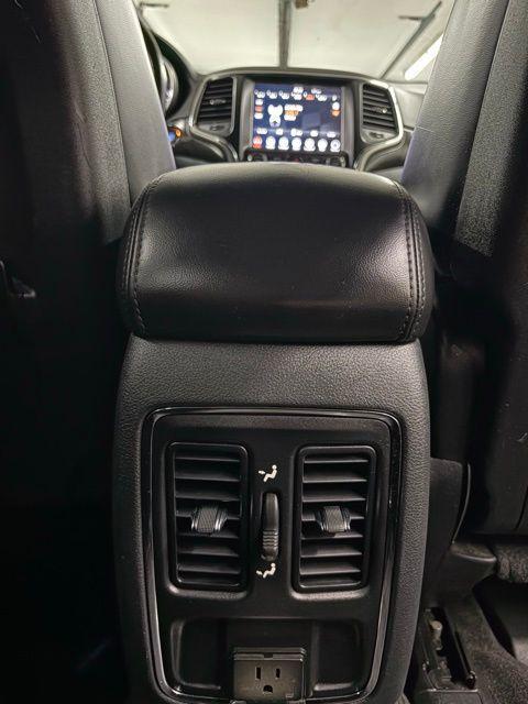 used 2018 Jeep Grand Cherokee car, priced at $10,974