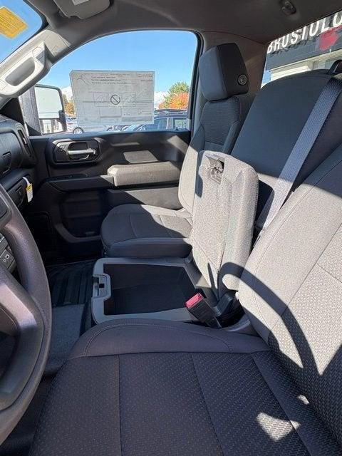 new 2025 GMC Sierra 2500 car, priced at $50,174