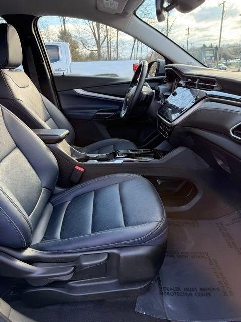 used 2022 Chevrolet Bolt EUV car, priced at $17,574