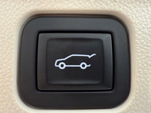 used 2023 GMC Acadia car, priced at $36,974