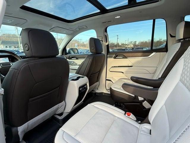 used 2025 GMC Acadia car, priced at $49,974