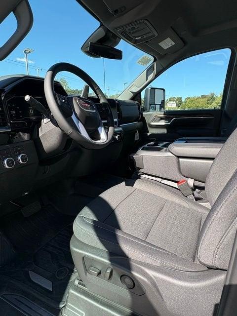 new 2025 GMC Sierra 2500 car, priced at $58,974