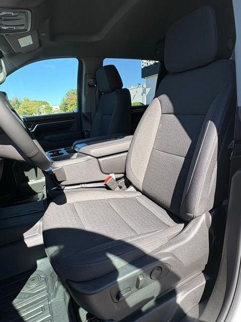 new 2025 GMC Sierra 2500 car, priced at $58,974