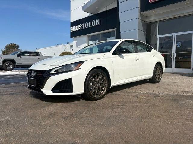 used 2025 Nissan Altima car, priced at $25,894