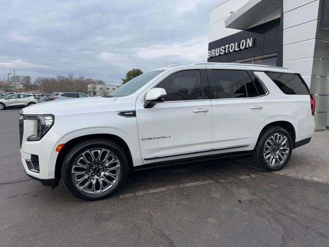 used 2024 GMC Yukon car, priced at $82,794