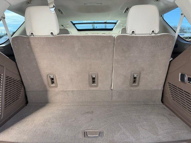 used 2022 GMC Yukon car, priced at $50,974
