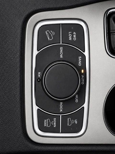 used 2018 Jeep Grand Cherokee car, priced at $14,574