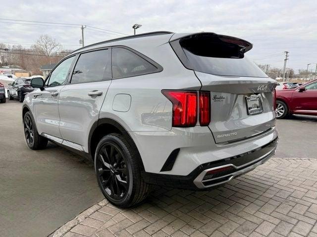 used 2023 Kia Sorento car, priced at $33,574