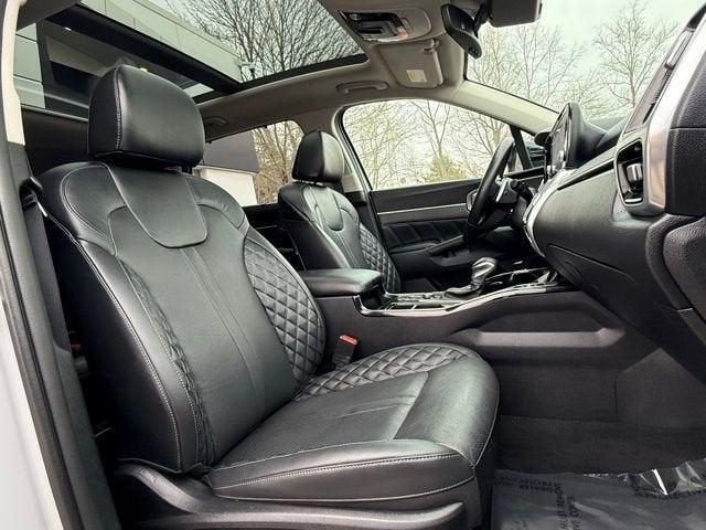 used 2023 Kia Sorento car, priced at $33,574