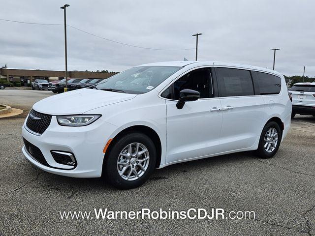new 2026 Chrysler Pacifica car, priced at $38,850