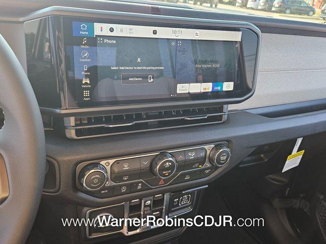 new 2025 Jeep Gladiator car, priced at $40,899