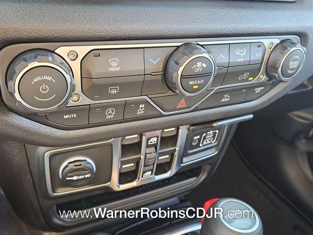 new 2025 Jeep Gladiator car, priced at $40,899