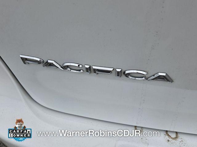 used 2023 Chrysler Pacifica car, priced at $23,000
